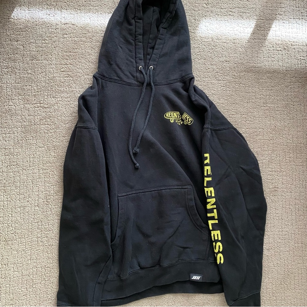 JE11 Relentless Sweatshirt